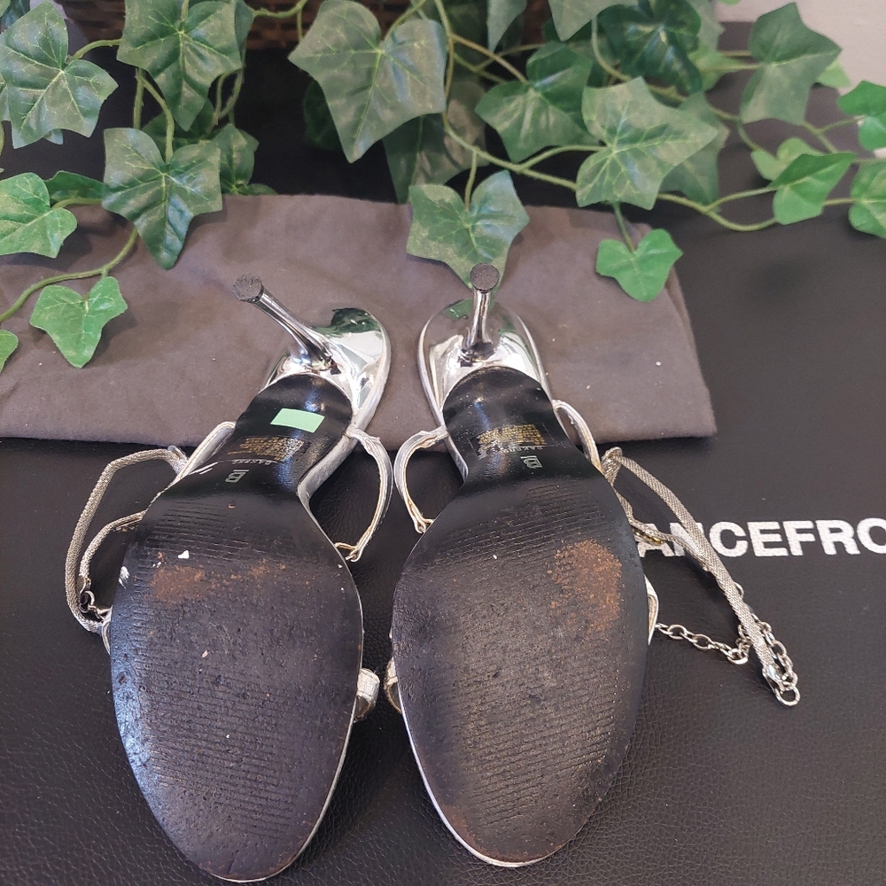 Dressy shoes